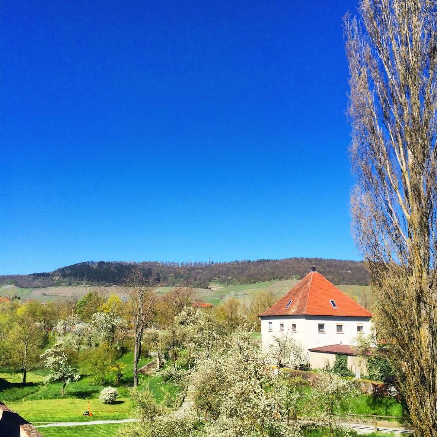 Weingut Gaestehaus Weigand Iphofen Exterior photo