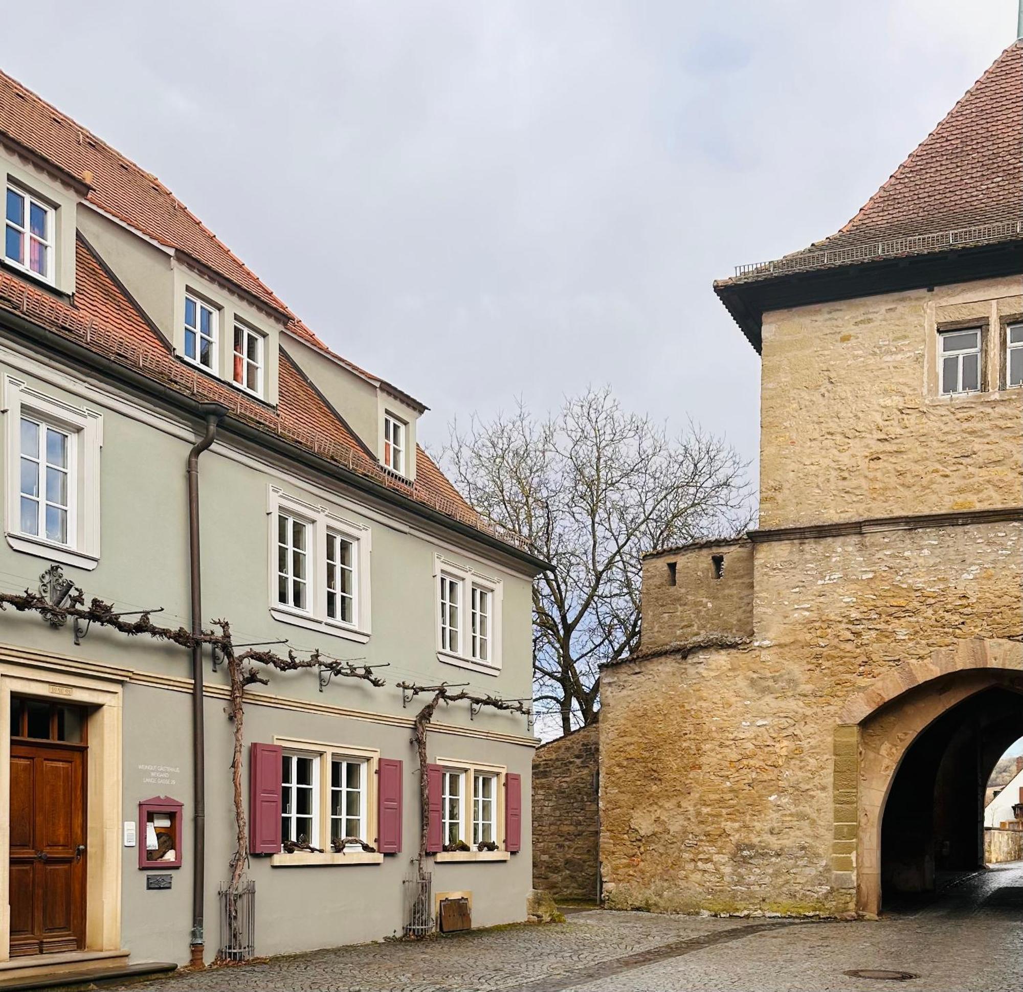Weingut Gaestehaus Weigand Iphofen Exterior photo